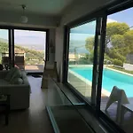 Luxurius With Sea View Vila