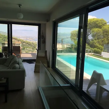 Luxurius With Sea View Villa