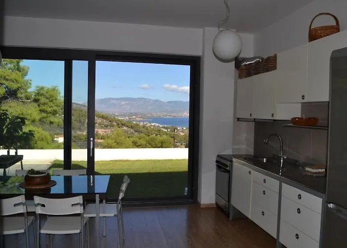 Villa Luxurius With Sea View