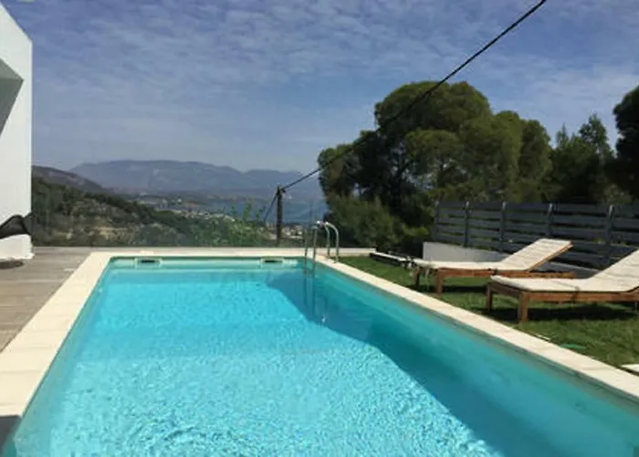 Luxurius With Sea View